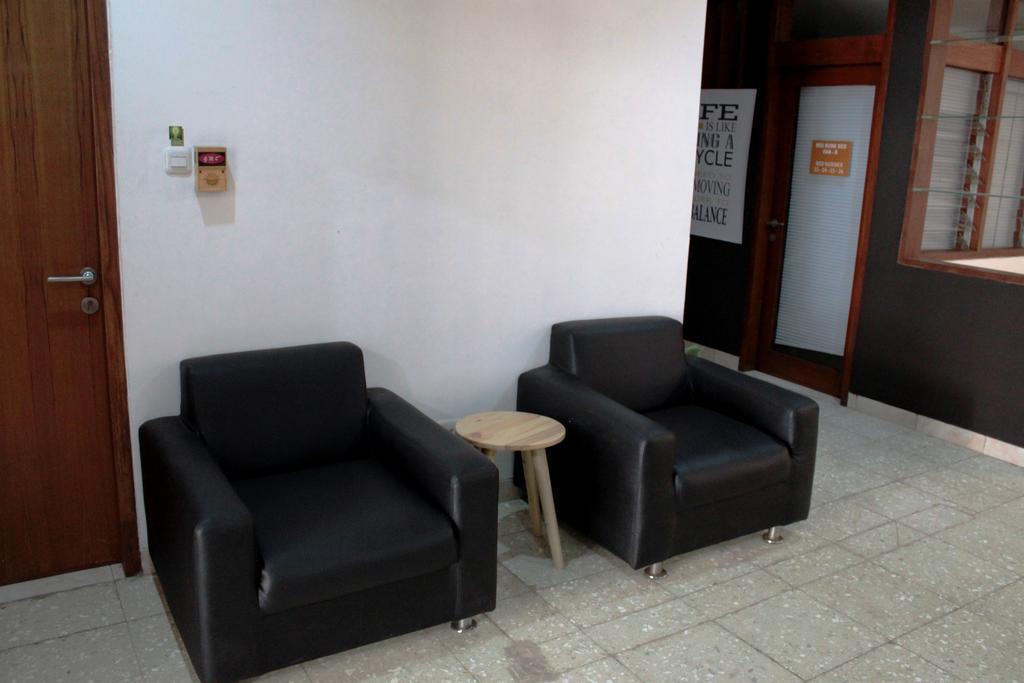 Pinisi Backpacker Hostel Bandung Ngoại thất bức ảnh