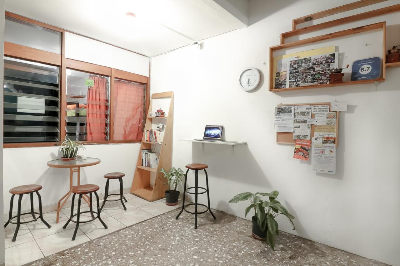 Pinisi Backpacker Hostel Bandung Ngoại thất bức ảnh